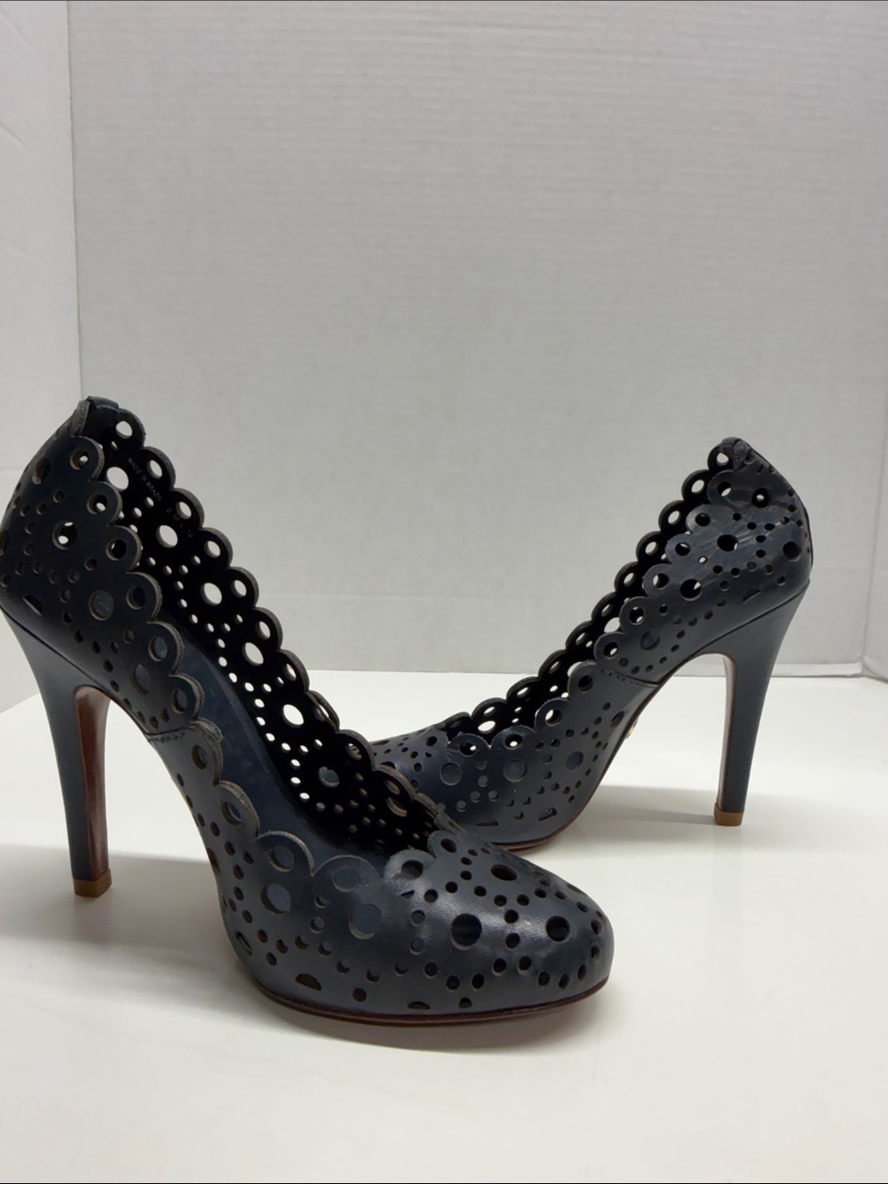 Tory Burch Verity Heels Laser Cut Scalloped High Heel Shoes Leather Navy Blue 6